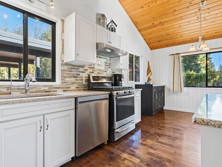 49313 Voight Road, Chilliwack, BC, V4Z 1E9 - 11