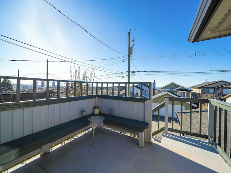 21 Glynde Avenue, Burnaby, BC, V5B 3J3 - 5