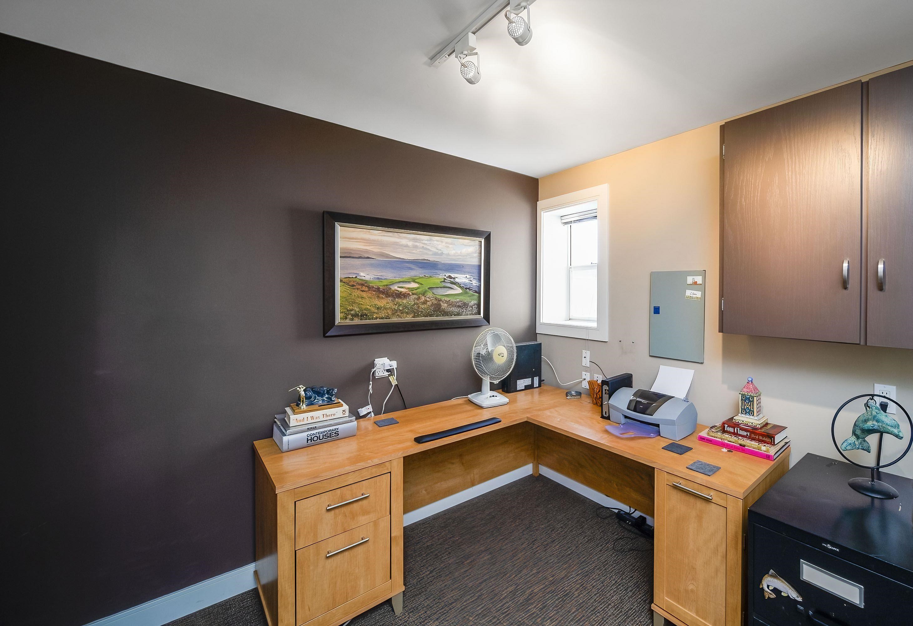 21 Glynde Avenue, Burnaby, BC, V5B 3J3 - 13