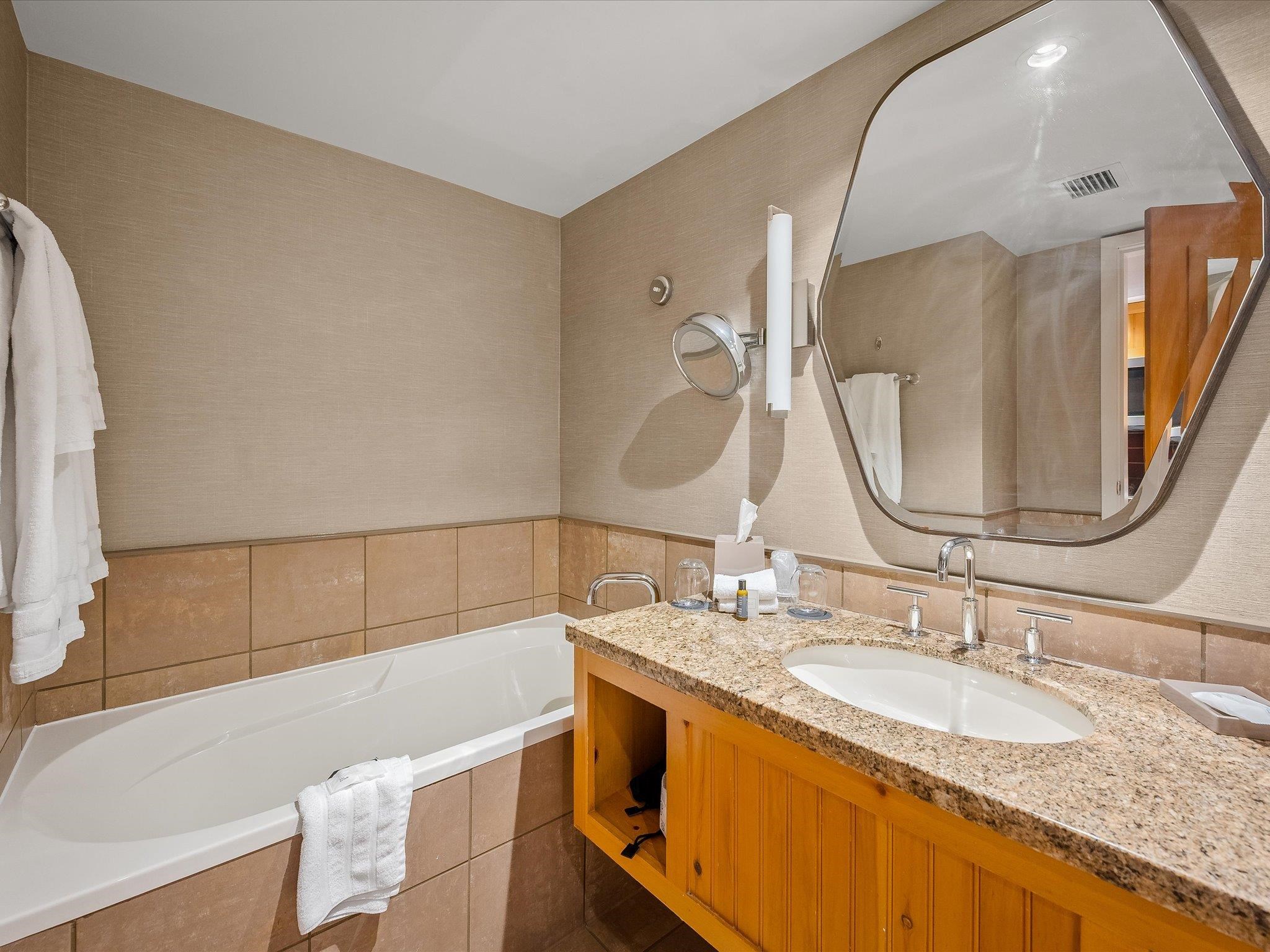 673-4090 Whistler Way, Whistler, BC, V8E 1J3 - 13