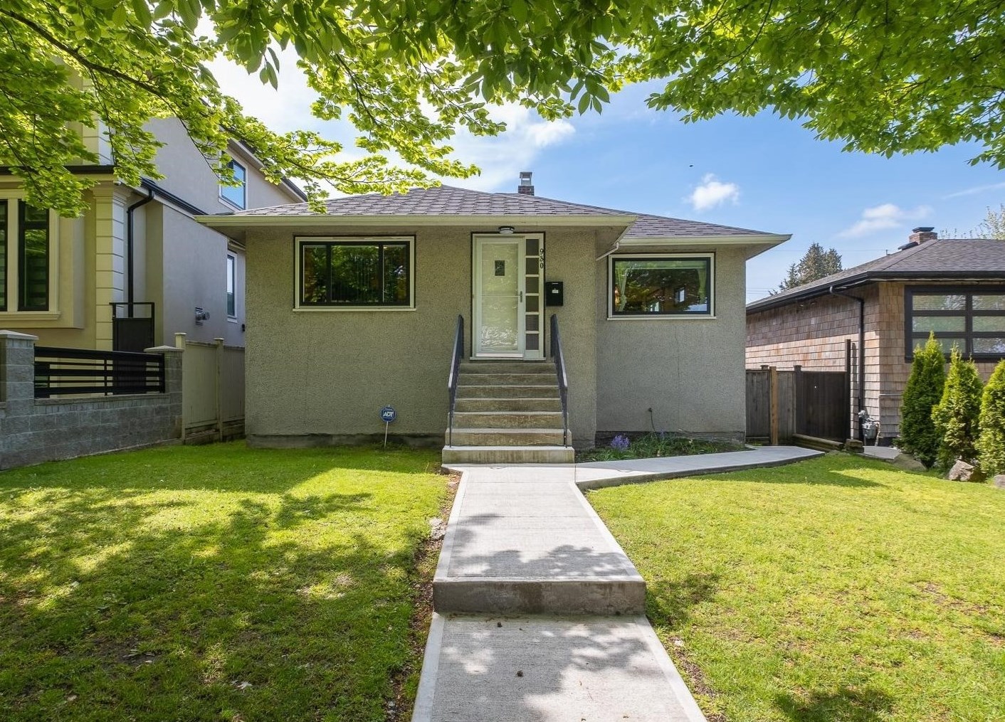930 E 40th Avenue, Vancouver, BC, V5W 1M3