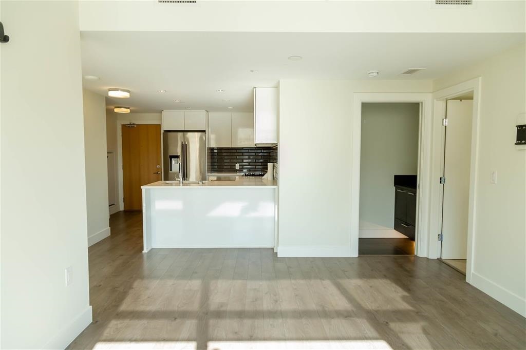 609-3451 Sawmill Crescent, Vancouver, BC, V5S 0H3 - 8