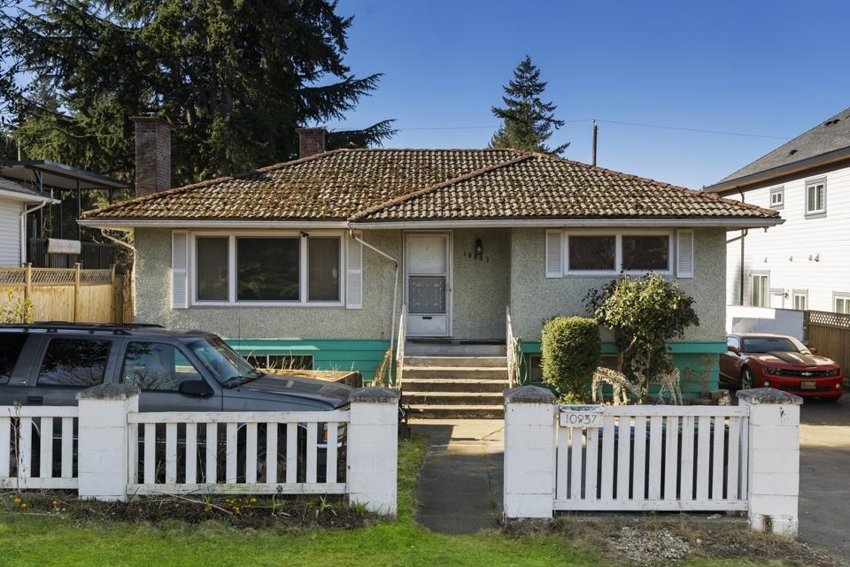 10837 128a Street, Surrey, BC, V3T 3E9