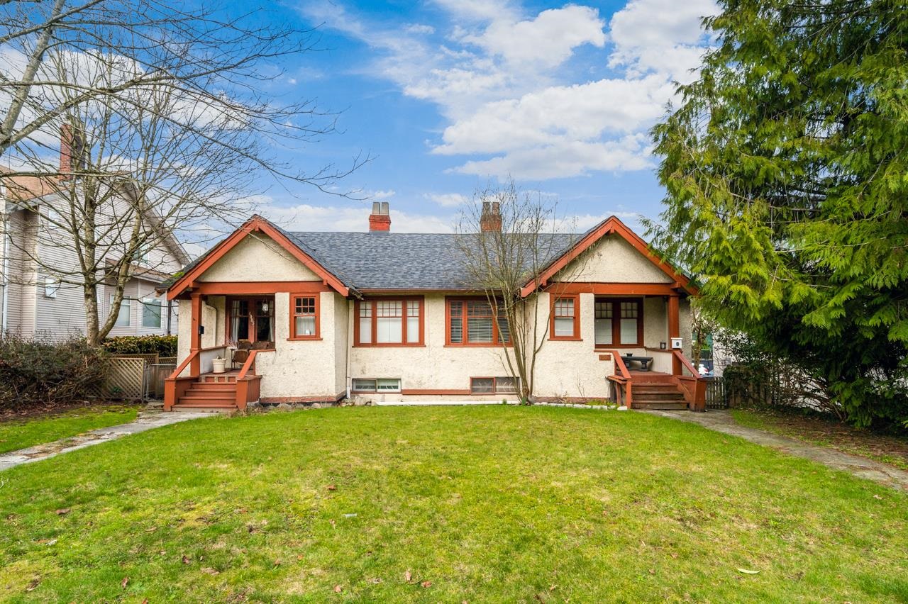 1083 W 16th Avenue, Vancouver, BC, V6H 1S7