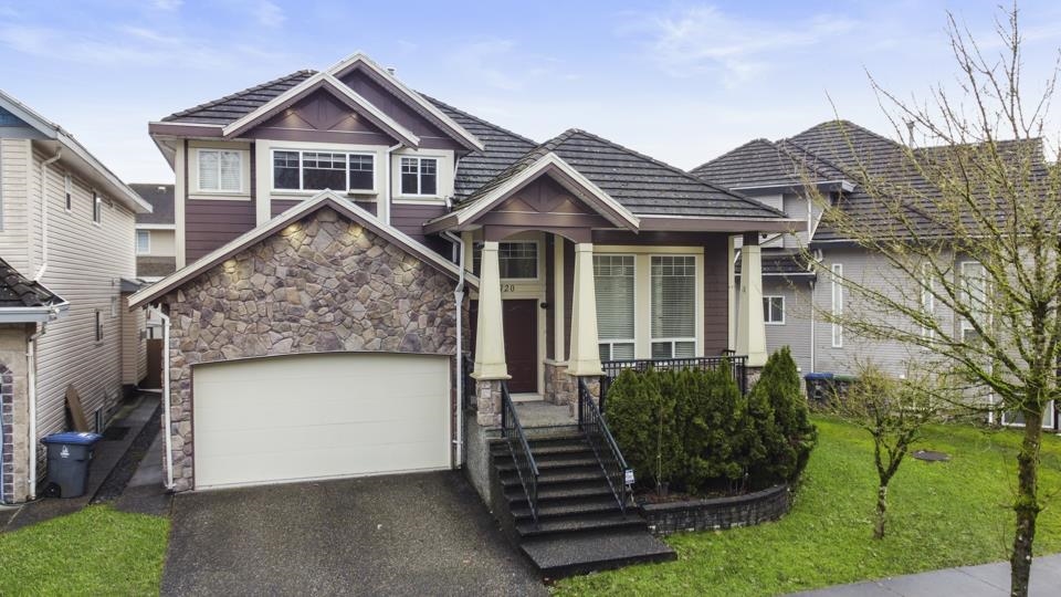 7820 146 Street, Surrey, BC, V3S 2W2