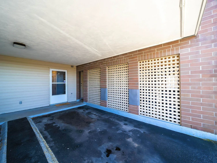 96-10200 4th Avenue, Richmond, BC, V7E 1V3 - 4