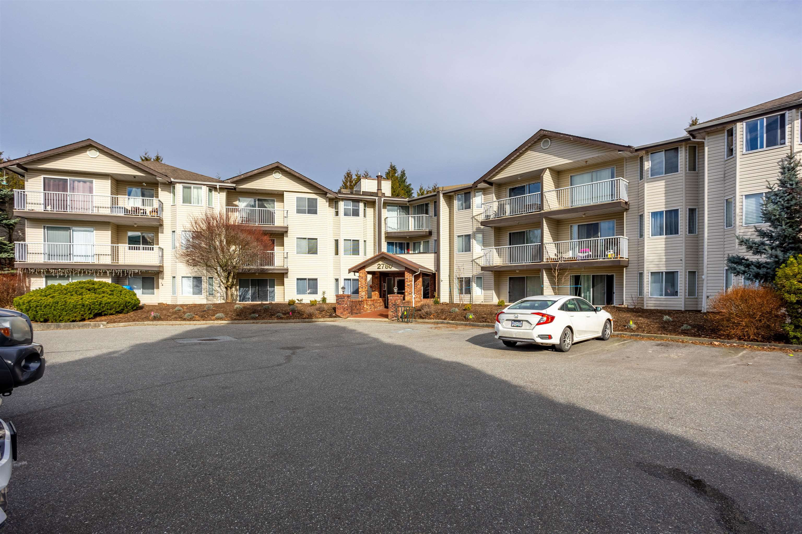 201-2780 Ware, Abbotsford, BC, V2S 7C7 - 2