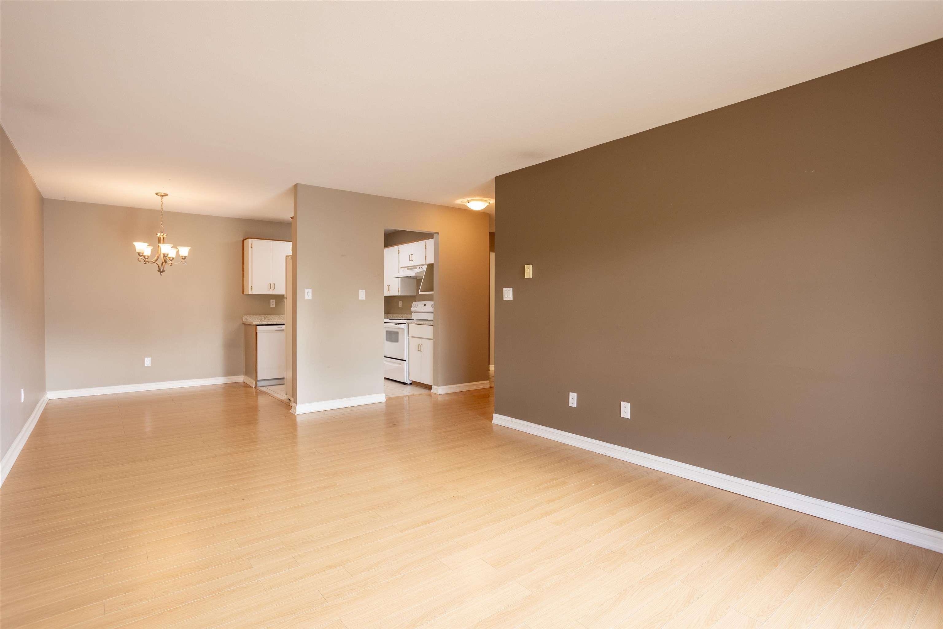 201-2780 Ware, Abbotsford, BC, V2S 7C7 - 8