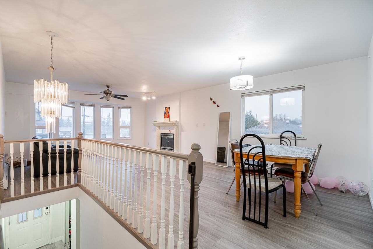 12617 113 Avenue, Surrey, BC, V3V 3M1