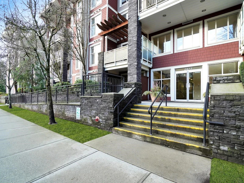 201 - 2477 Kelly Avenue, Port Coquitlam BC V3C 0B3