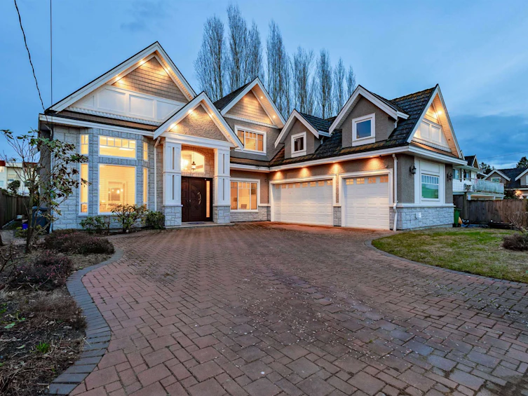 8680 Kelmore Road, Richmond, BC, V7C 2B2