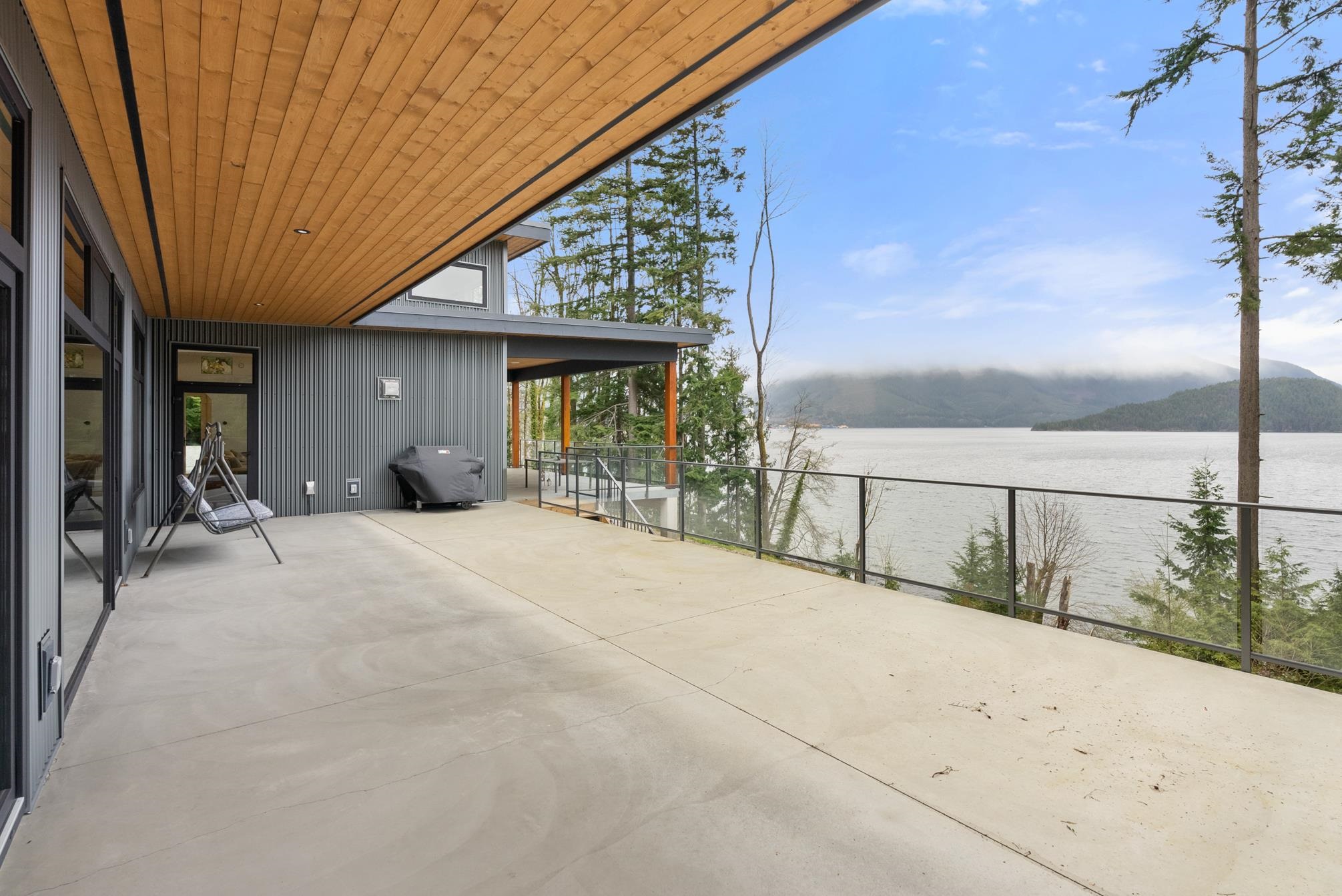 103 Witherby Road, Gibsons, BC, V0N 1V6 - 39