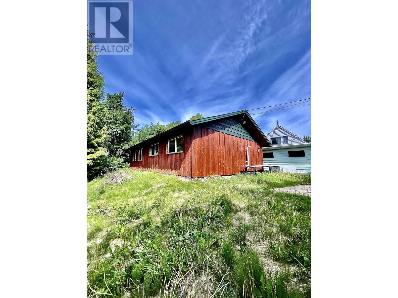 For Sale 123 Kootenay Street, Kitimat, BC REW