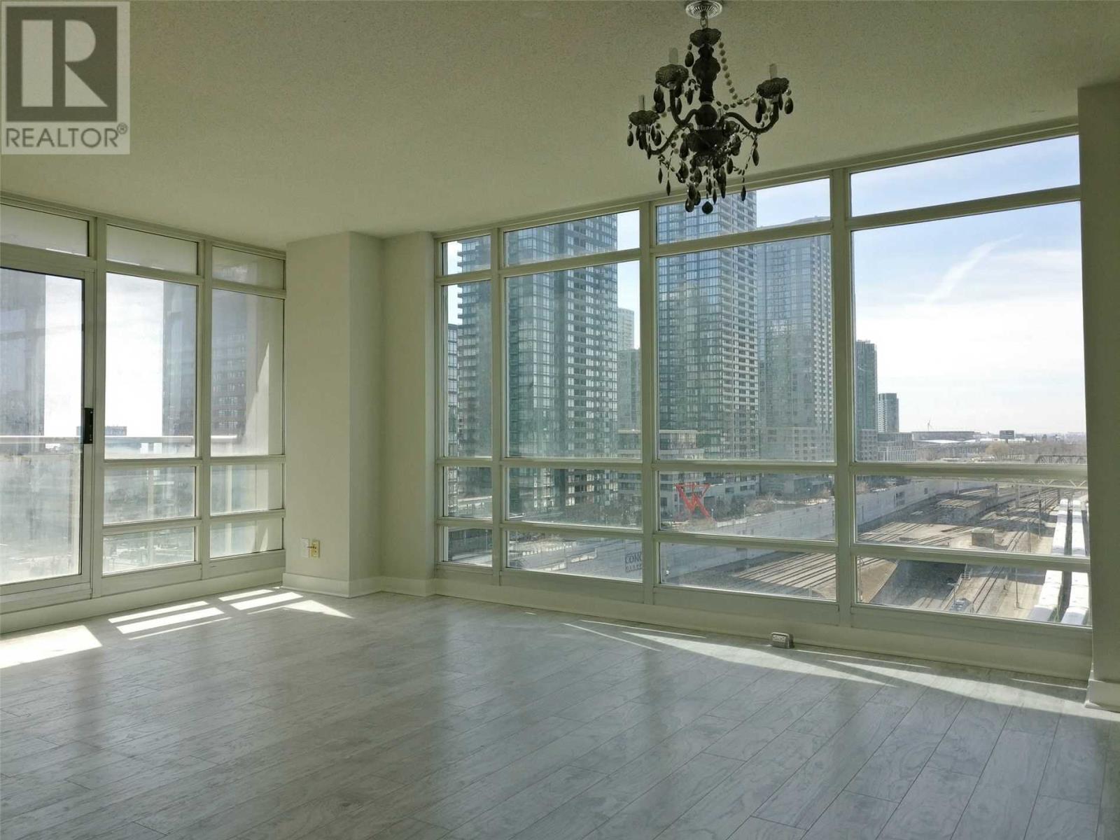 1110-381 West Front St  