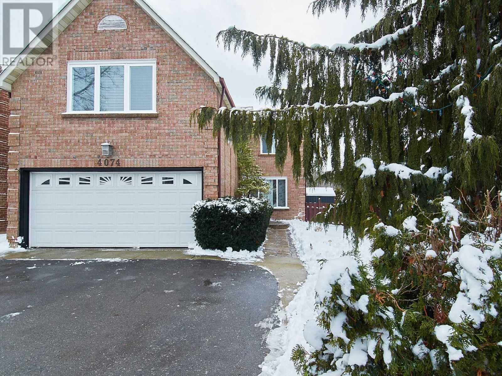 4074 Erindale Station Rd  