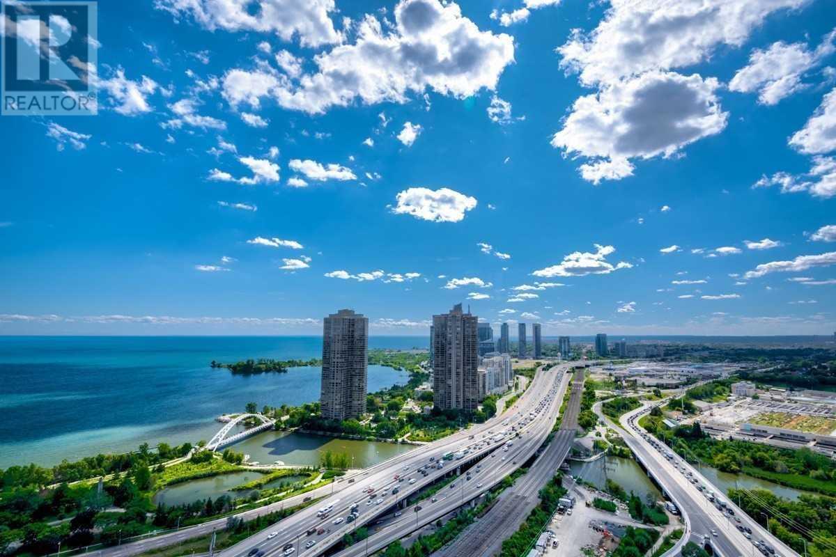 2610-105 The Queensway  