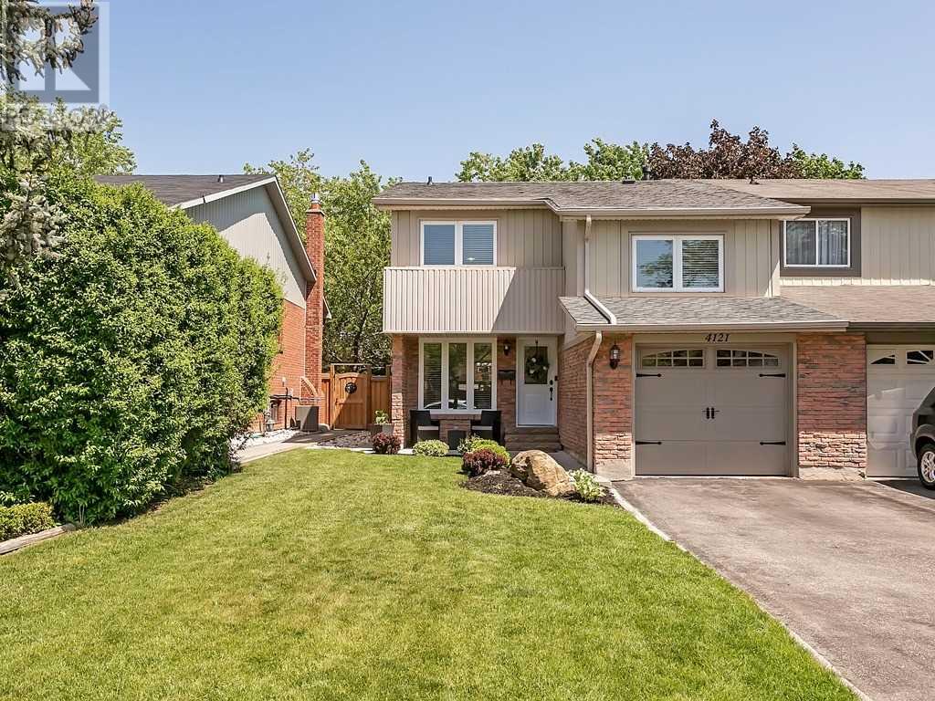 4121 Taffey Cres  