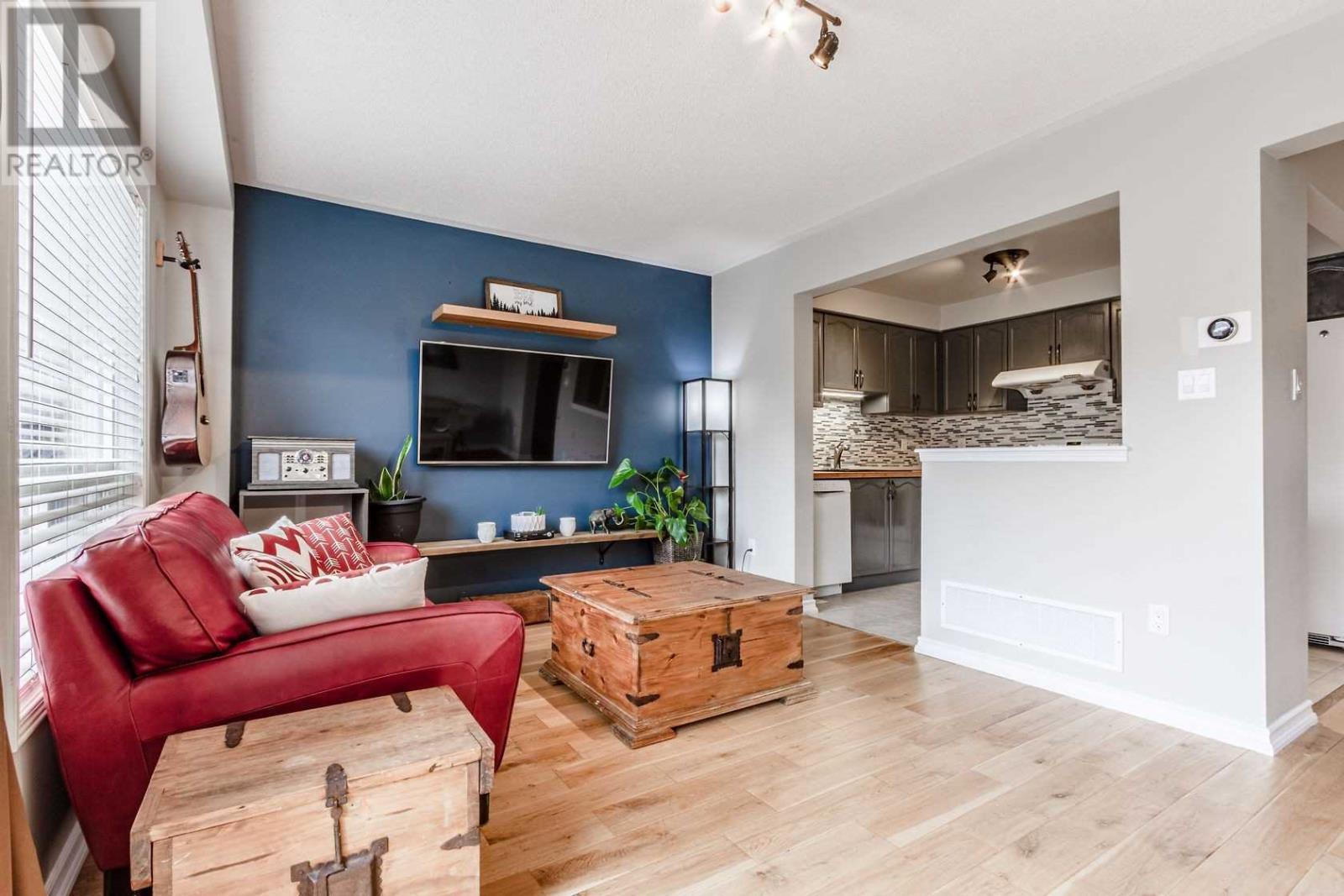 57 Lonestar Cres  