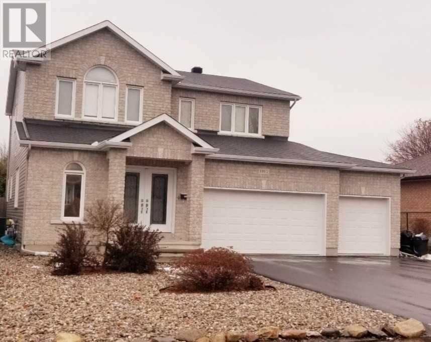 1812 Kingsdale  