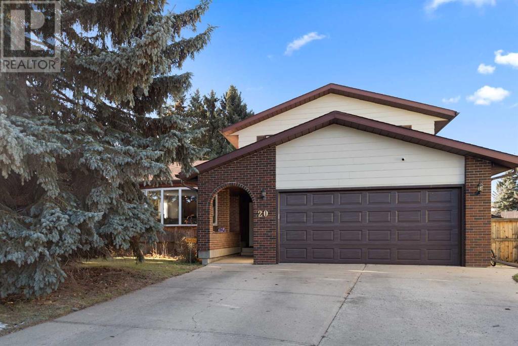 20 Brookes Crescent, Red Deer, AB, T4R 1L9