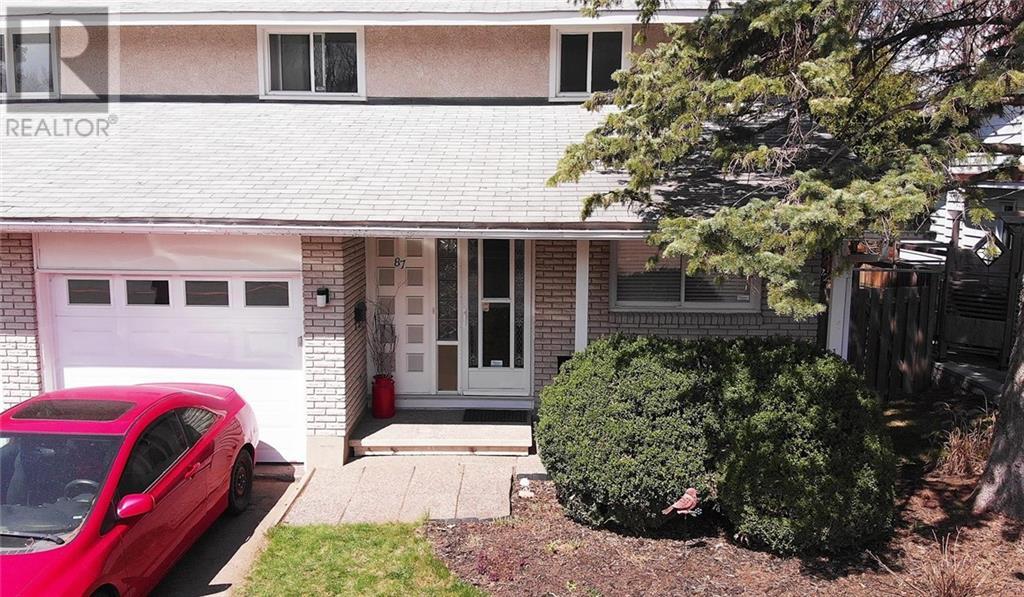 87 Woodfield Dr  