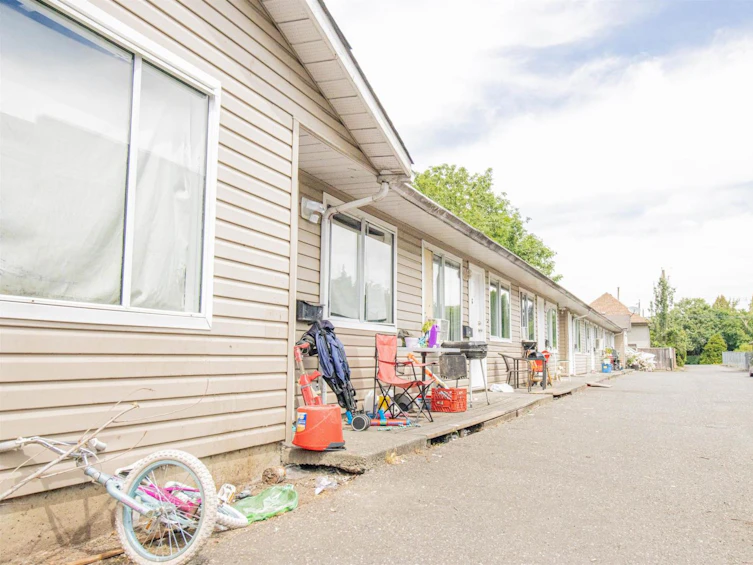 45790 Lewis Avenue, Chilliwack, BC, V2P 3C4