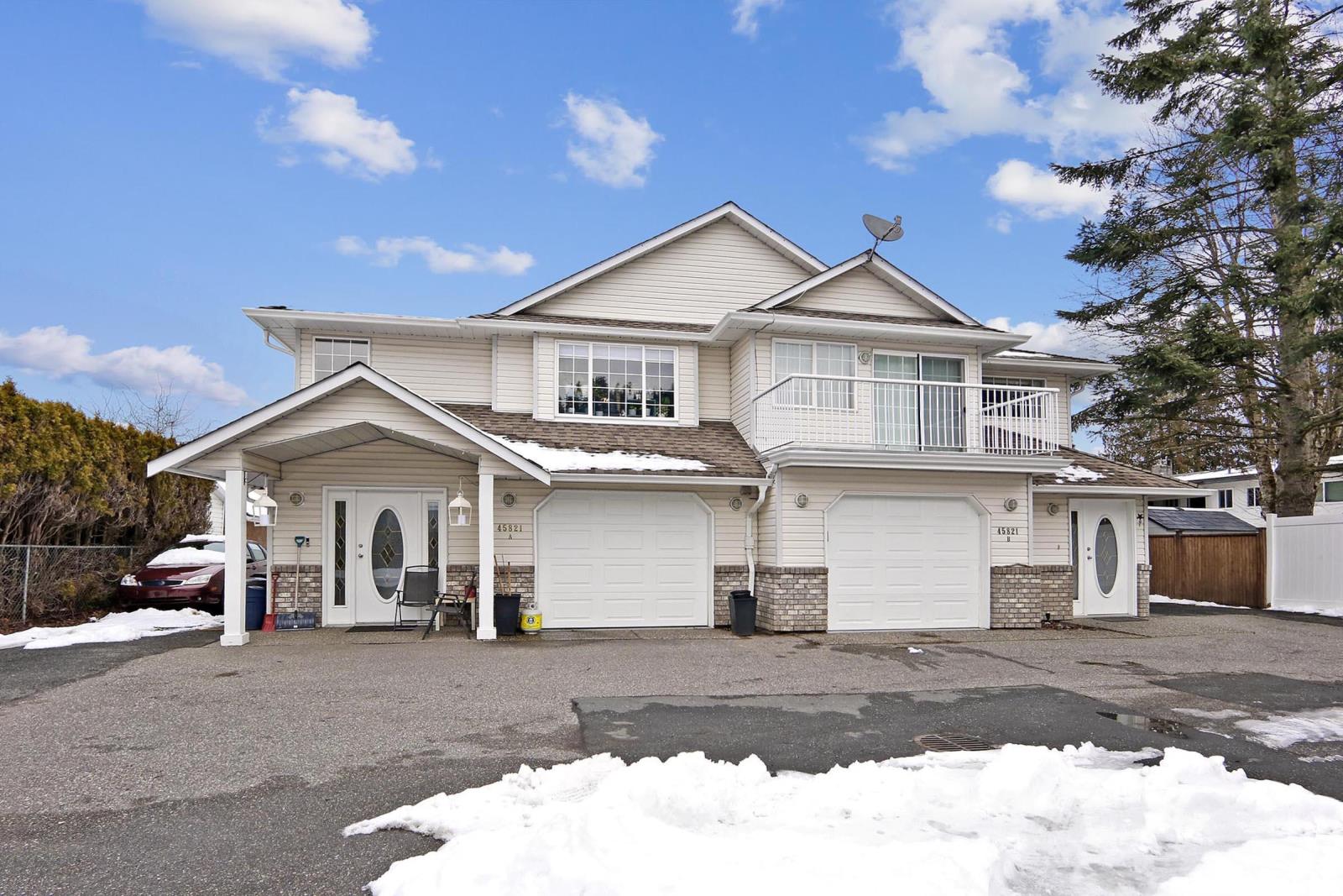 A &-45821 Thomas Road, Chilliwack, BC, V2R 1B8