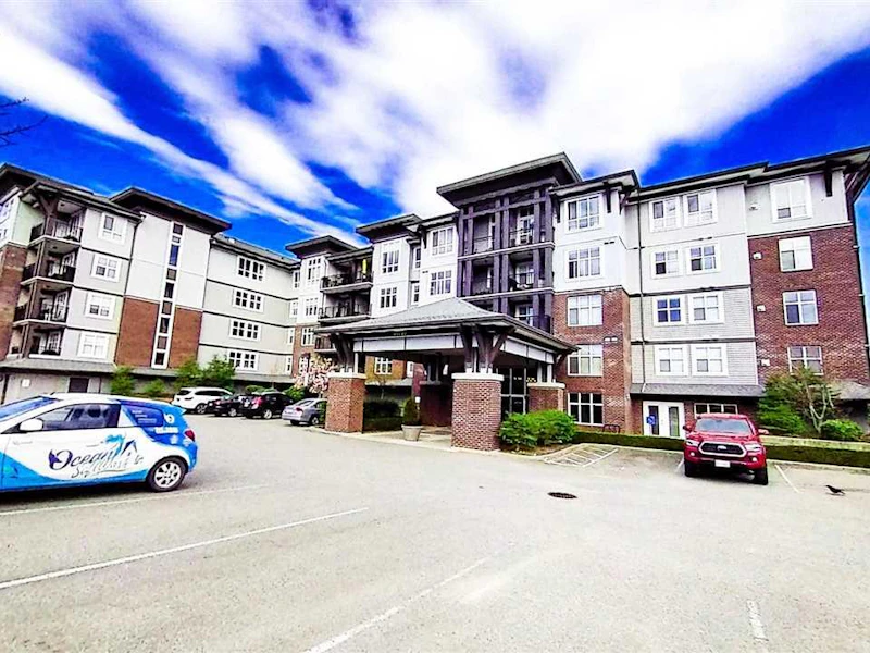 412 - 45645 Knight Road, Chilliwack BC V2R 0B1