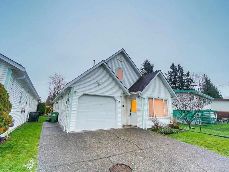 6 - 46244 Brooks Avenue, Chilliwack BC V2P 1C4