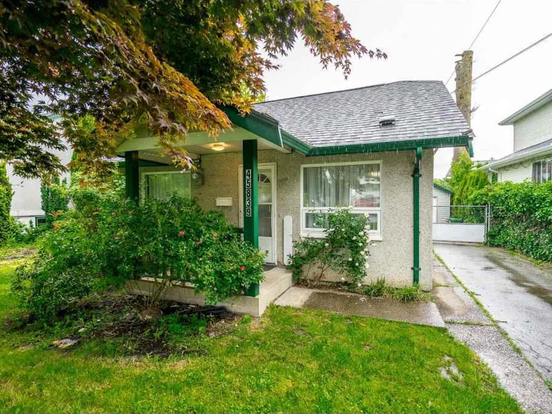45839 Lewis Avenue, Chilliwack BC V2P 3C3