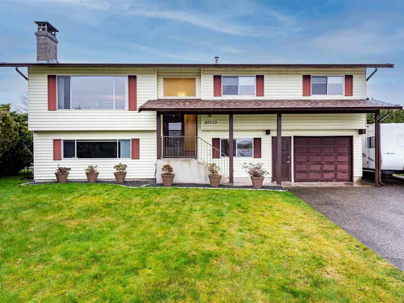45523 Concord Avenue, Chilliwack BC V2R 2N7