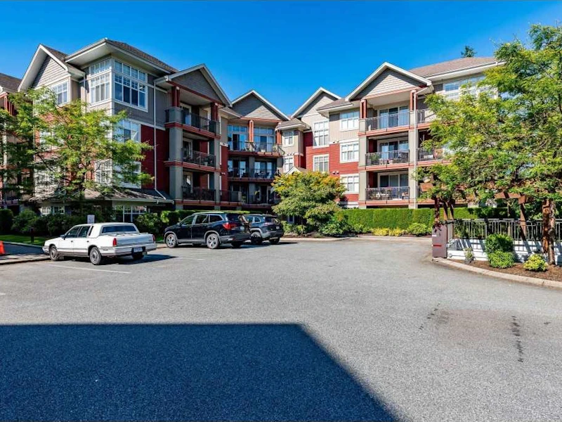 304A - 45595 Tamihi Way, Chilliwack BC V2R 0G3