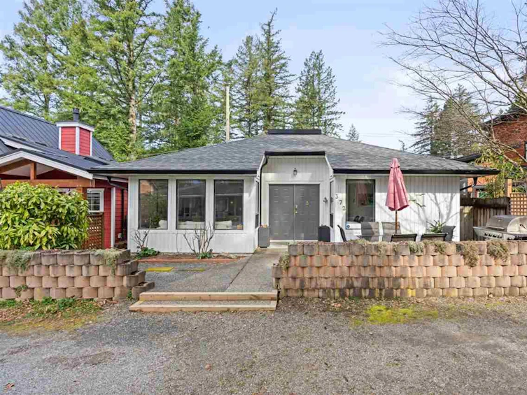 372 Cedar Street, Cultus Lake, BC, V2R 4Z1