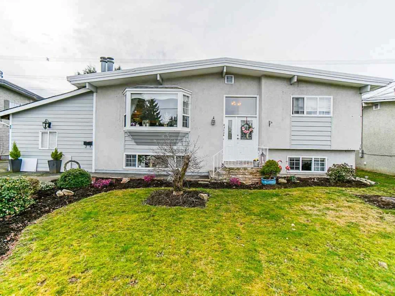 45134 Balmoral Avenue, Chilliwack BC V2R 3G8