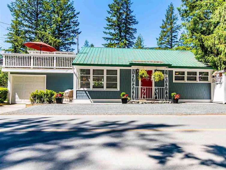 419 Maple Street, Cultus Lake, BC, V2R 4Z3