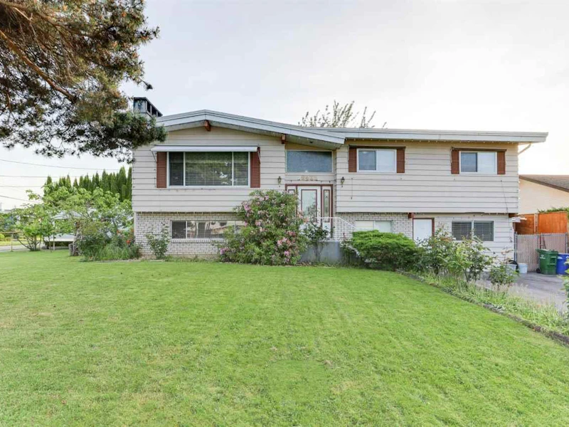 8435 Hilton Drive, Chilliwack BC V2P 4Y2