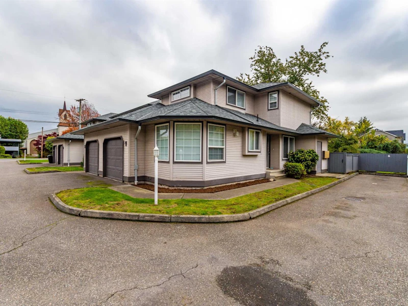 4 - 8933 Broadway Road, Chilliwack BC V2P 5V9