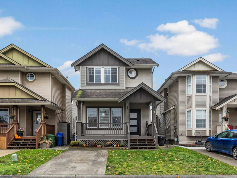 7 - 45306 Balmoral Avenue, Chilliwack BC V2R 2M4