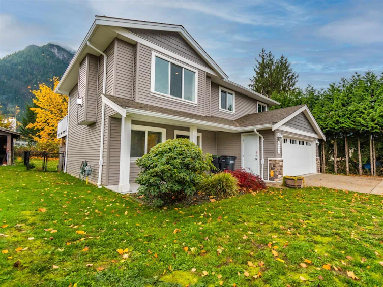 522 Fort Street, Hope, BC, V0X 1L4