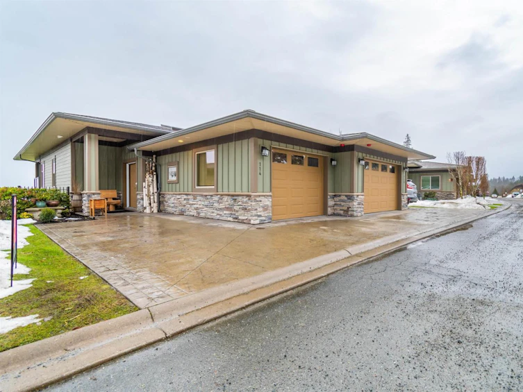 114-51096 Falls Court, Chilliwack, BC, V4Z 1K7
