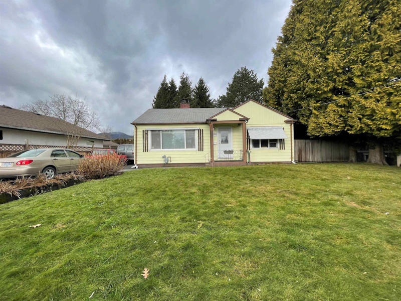 46095 Lewis Avenue, Chilliwack BC V2P 3E2