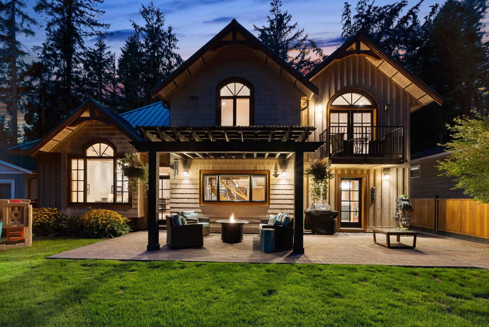 611 Mountain View Road, Cultus Lake, BC, V2R 4Z5