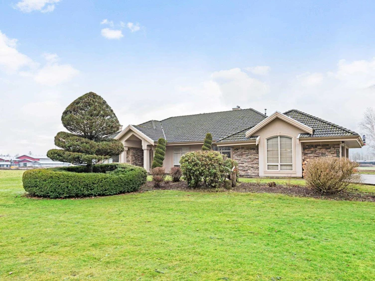 58361 Laidlaw Road, Hope, BC, V0X 1L2