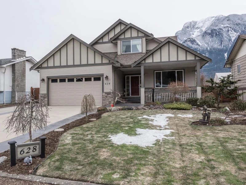 628 Willow Street, Hope BC V0X 1L1