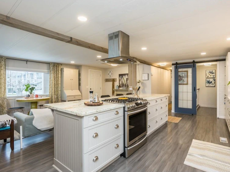 1602 Agassiz Rosedale No 9 Highway, Agassiz, BC, V0M 1A2