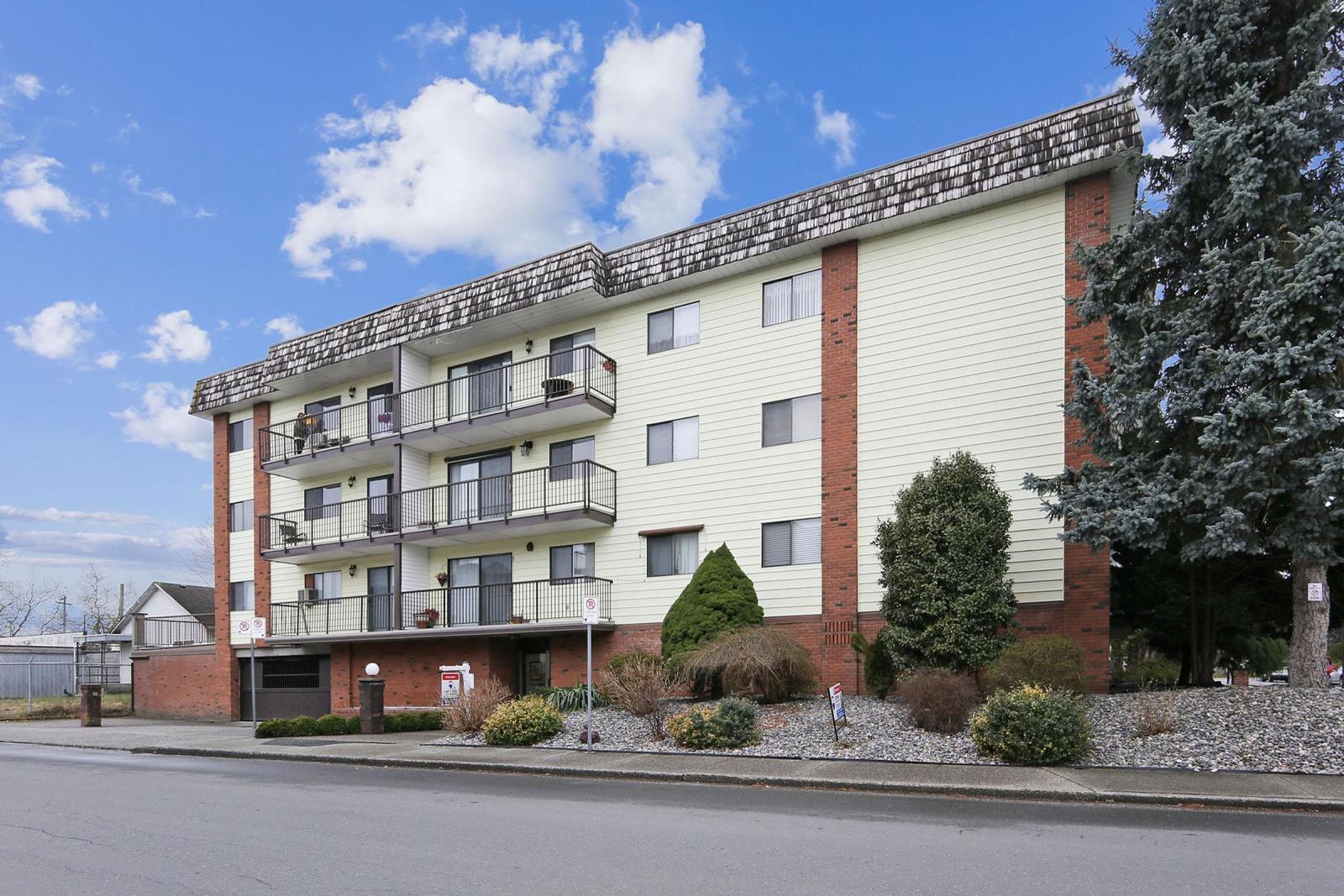 201-9417 Nowell Street, Chilliwack, BC, V2P 7M4