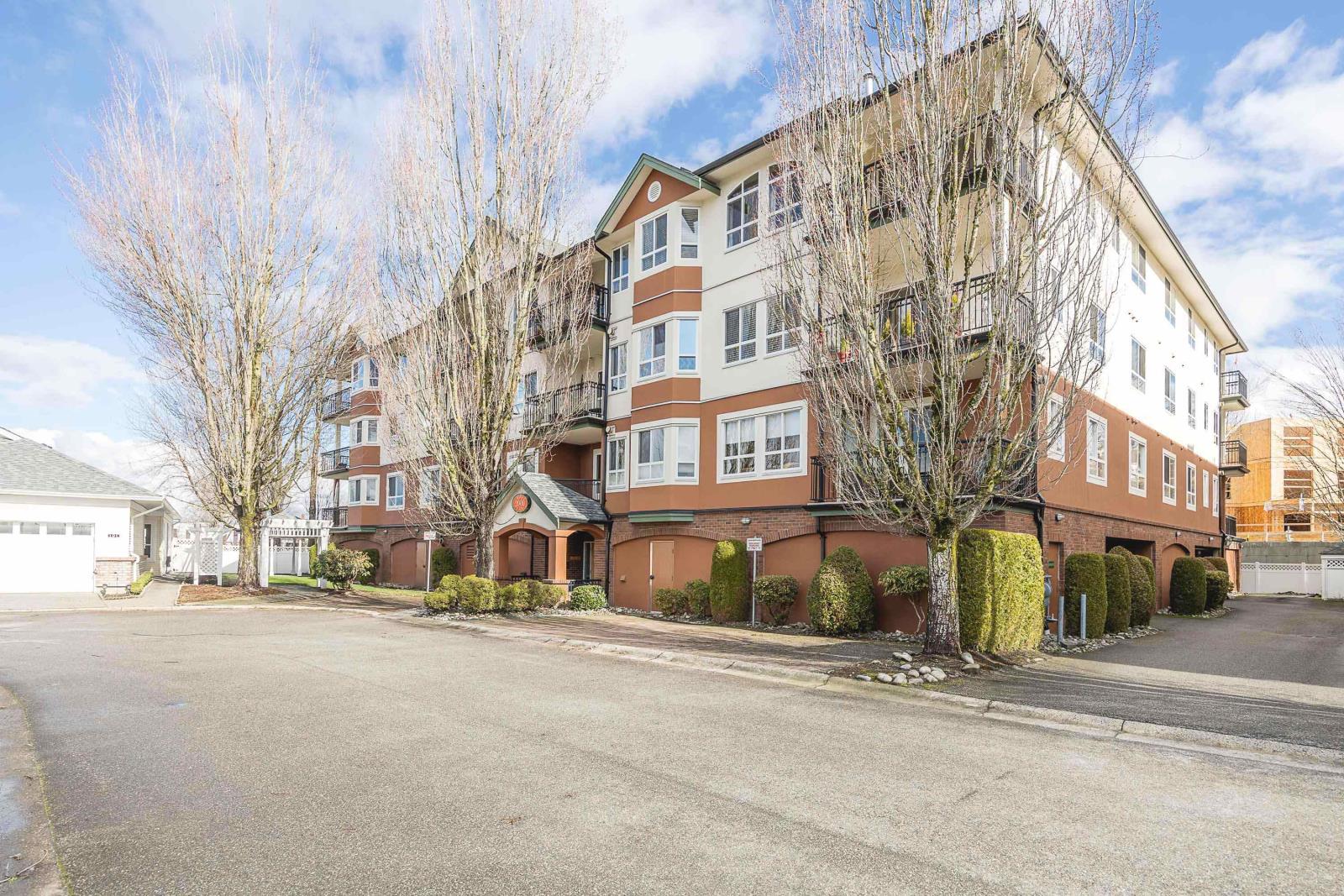 2409-8485 Young Road, Chilliwack, BC, V2P 7Y7