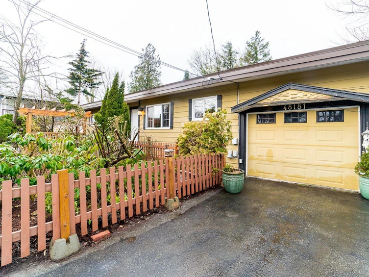 48181 Yale Road, Chilliwack, BC, V4Z 0A8