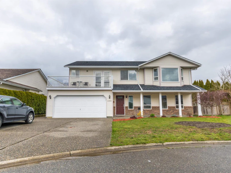 44993 Bedford Place, Chilliwack BC V2R 2Z2