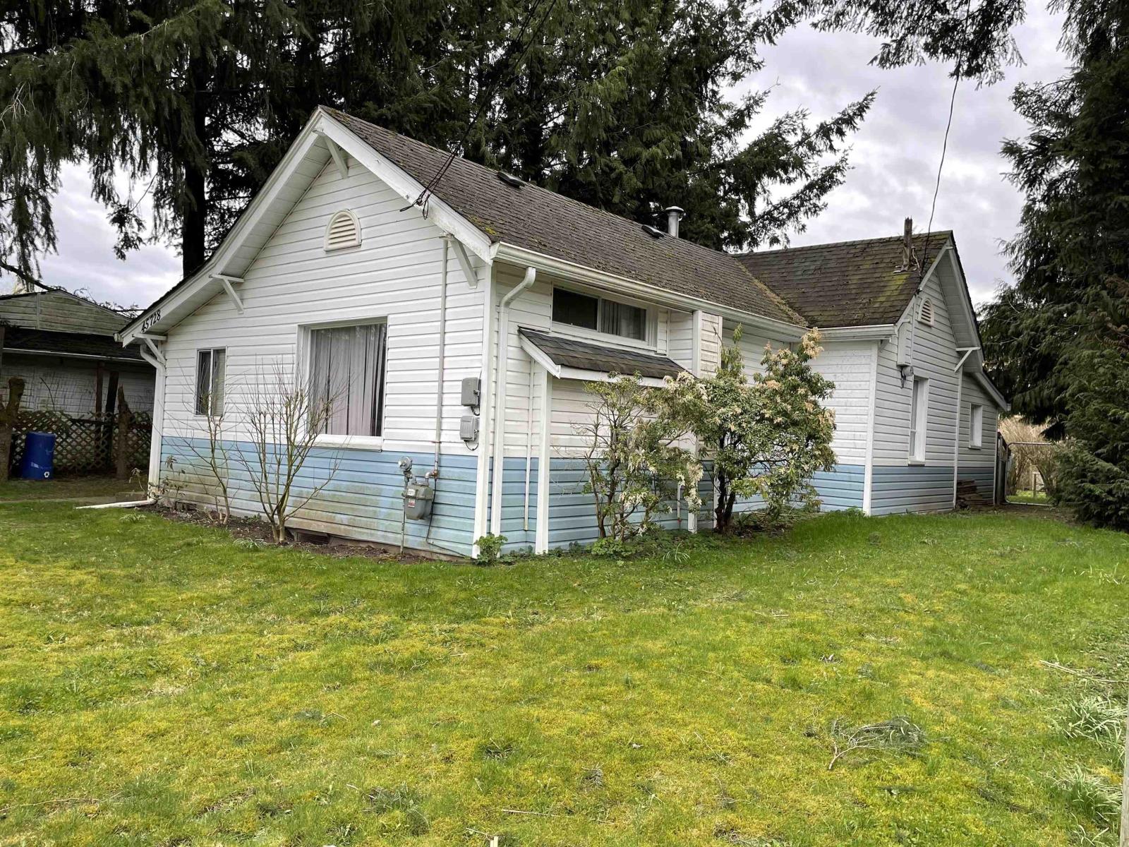 45728 Henderson Avenue, Chilliwack, BC, V2P 2Y3